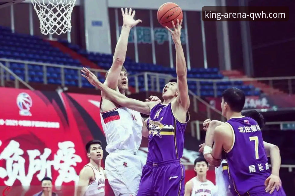 球王会体育赛事最新版 CBA状元陈国豪遭遇回避条款升级,球王会体育赛事最新版深度解析卡位战变数